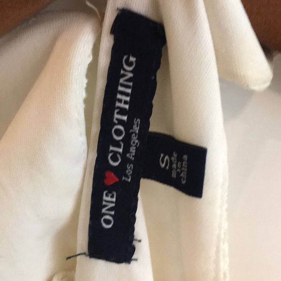 White flowered lace dress - Picture 3 of 3